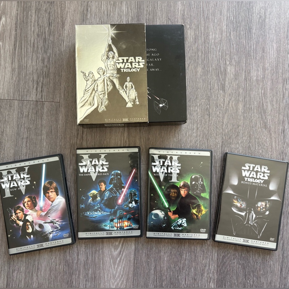 Star Wars Trilogy DVD Box Set - Black & Gold Cover